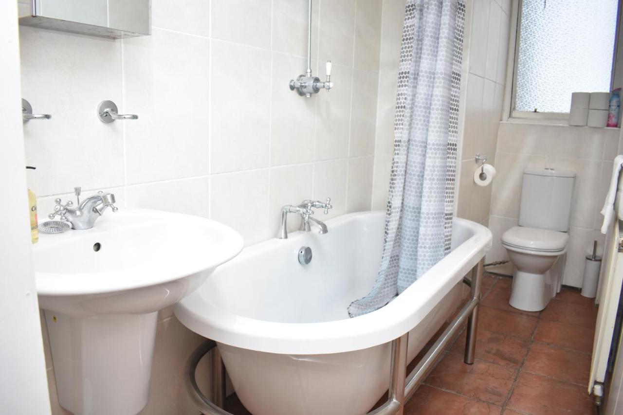 East Claremont - Beautiful 2Br Apartment In Central Edimburgo Esterno foto